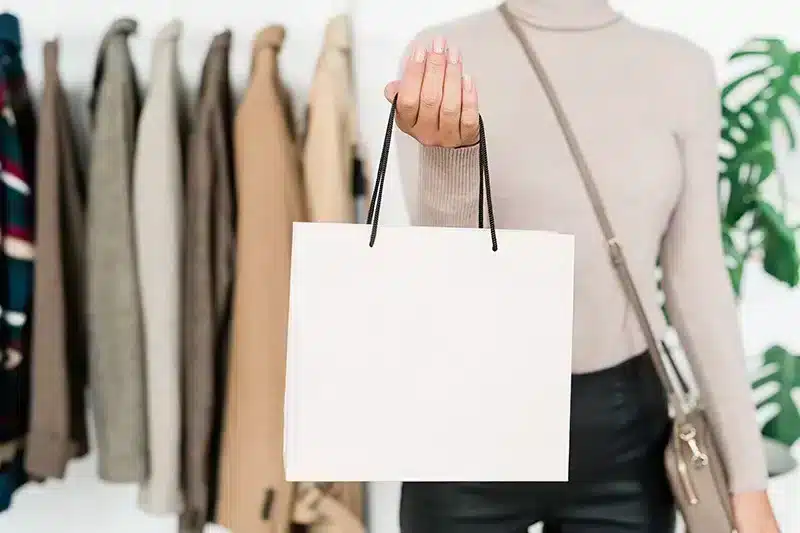 Sustainable Shopping: Why It's Worth It 1 Sustainable Shopping- woman with a shopping bag