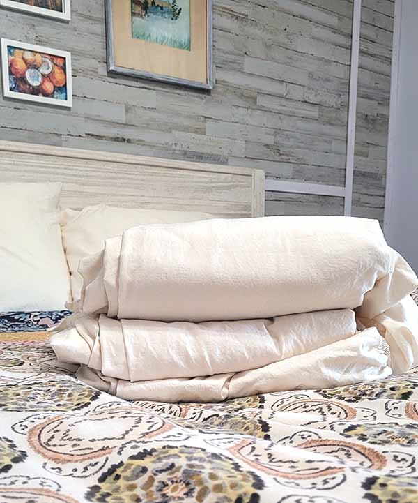 How Often Should You Replace Cotton Sheets? A Comprehensive 2024 Guide 2 Blaynk Organic cotton Sheets- HOW OFTEN SHOULD YOU REPLACE COTTON SHEETS?