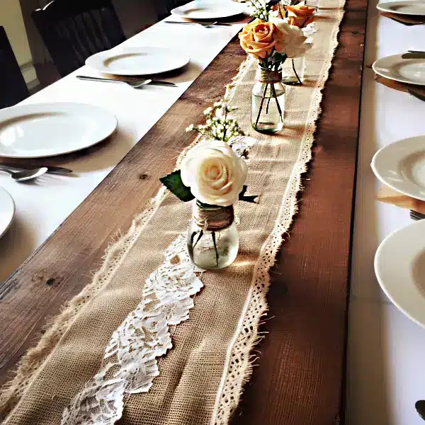10 Stunning Table Runner Ideas to Wow Your Guests!