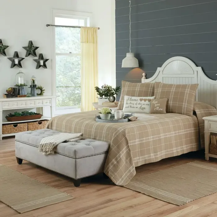 Rustic bedspread