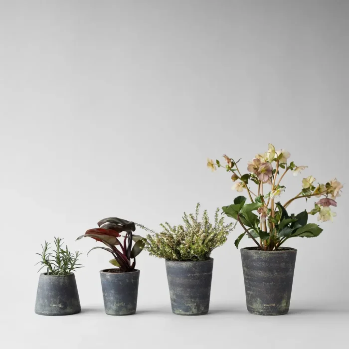 grey terra cotta planters a set of 4