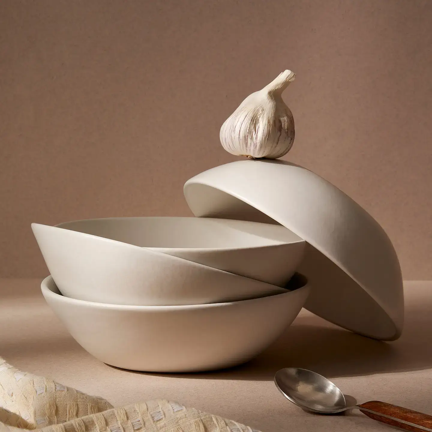 Dadasi Ceramic Soup Bowls Set of 4, 17oz Stoneware Bowls for Cereal, Salad, Pasta, Oatmeal, Lead-free, GHARYAN 2 white large soup bowl set